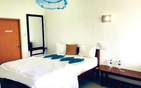 9 Arch View Rest Inn